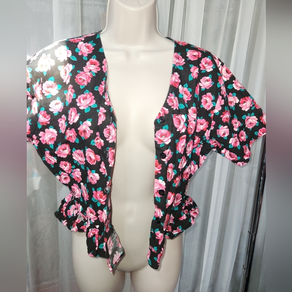 Vintage Peplum Floral Button-Up Top - Picture 5 of 8